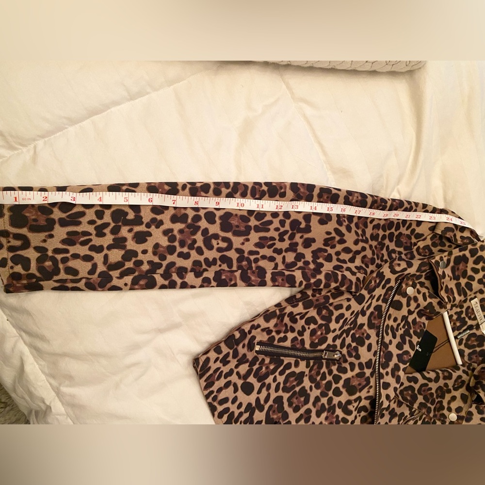 Leopard biker jacket - Picture 3 of 4